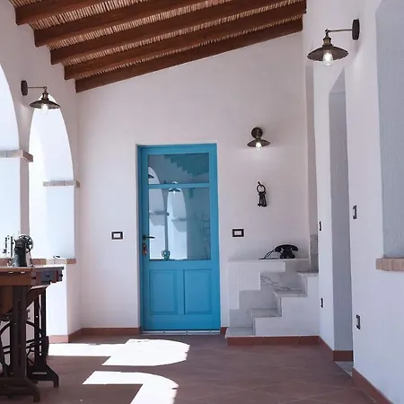 Centu Concas B&B 무라베라