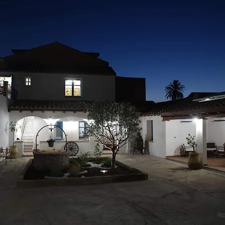 Centu Concas B&B 무라베라