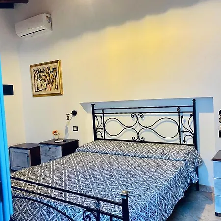 Centu Concas B&B 무라베라