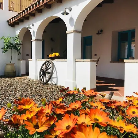 Centu Concas Bed & Breakfast *