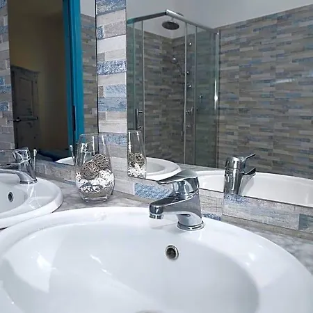 Centu Concas Bed & Breakfast 3*